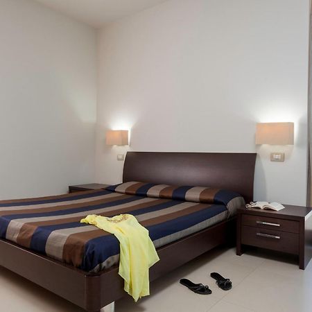 Residence Delfina Rimini Eksteriør bilde