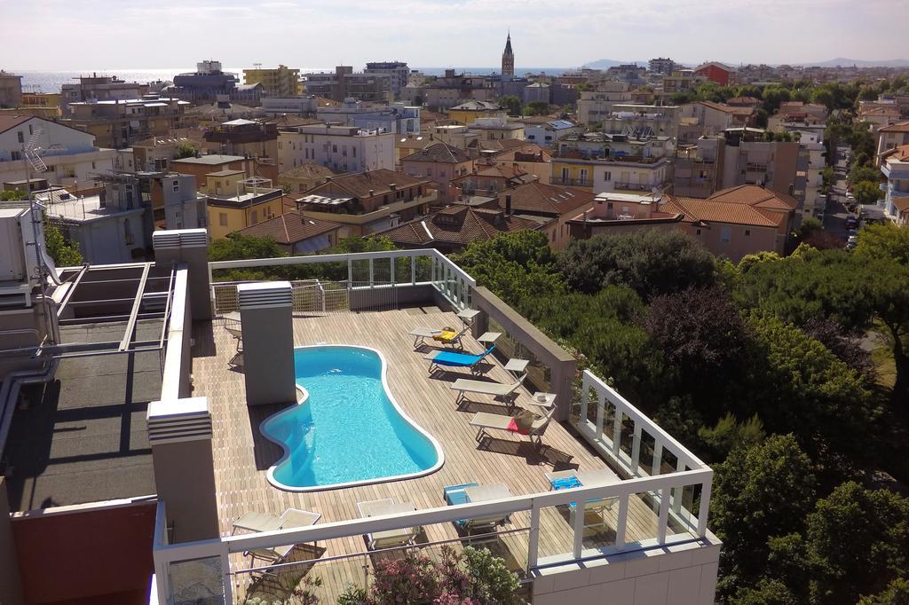 Residence Delfina Rimini Eksteriør bilde