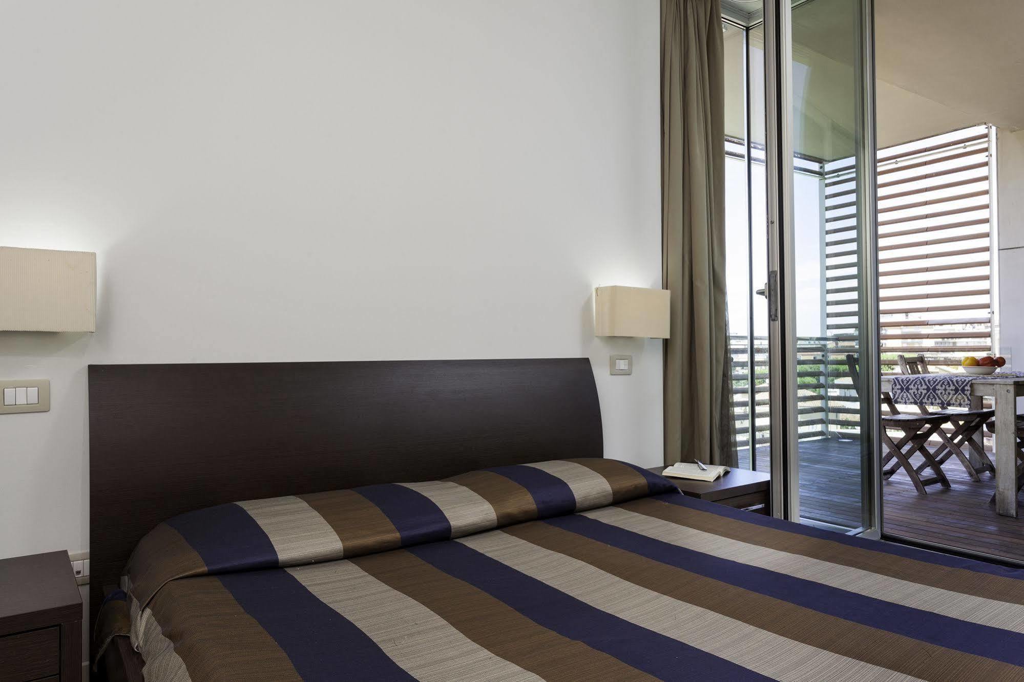 Residence Delfina Rimini Eksteriør bilde