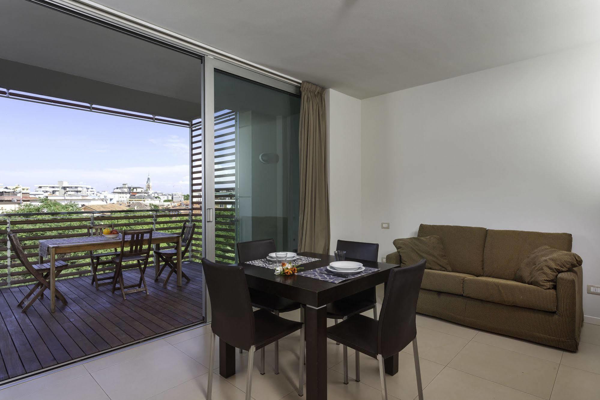 Residence Delfina Rimini Eksteriør bilde